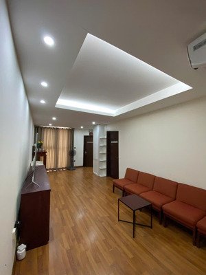 cần tìm người ở ghép chung cư home city trung kính, 70m, 2 ngủ, full nội thất, dùng chung nội thất