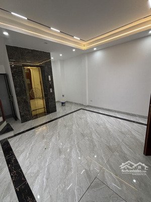 bán nhà hồng tiến long biên duy nhất căn cuối ô tô đỗ cổng 6 tầng thang máy chỉ 11 tỷ