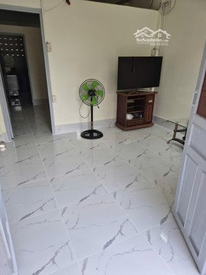 cho thuê nguyên căn nhà mới - đầm sen - trung tâm q11