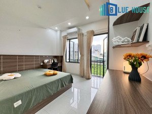 *cho thuê phòng dạng studio - có ban công - trang bị sẵn đầy đủ nội thất.