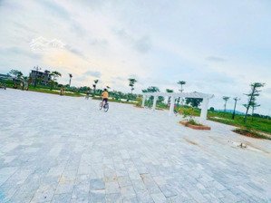 anh trai nhờ bán lô biệt thự đầu ve view hồ mbqh 520 đông nhưng- đông sơn