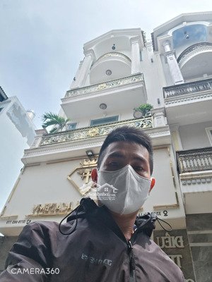 nhà 5 tầng đường nhựa, 5pn 5wc, dtxd 234m², sổ hồng riêng, giá chỉ 5.9 tỷ.