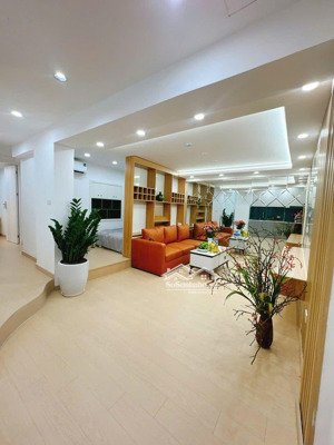 bán căn hộ đống đa, tầng đẹp, nhà đẹp full nội thất 3pn, 2wc - ô tô đỗ. giá 4,2 tỷ