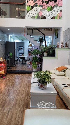 bán nhà 3 tầng mới đẹp gần vòng xoay nguyễn duy trinh, phú hữu, quận 9 chỉ 5.2 tỷ