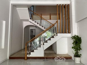 chính chủ bán nhà mặt tiền núi thành - 162m2 - ngang 6.4m - sát đại lộ phan đăng lưu - nhỉnh 15 tỷ