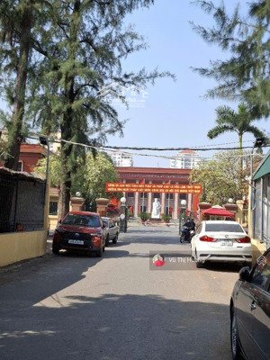 hoàng quốc việt - 60m - phân lô - 3 thoáng - ngõ thông - ôtô vào nhà - dân xây, ô chờ thang máy