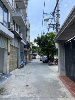 bán gấp lô đất đẹp đại mỗ, dt52m2 x mt 4m giá 8.5 tỷ, mặt ngõ chính thông tứ tung, ô tô vào đất