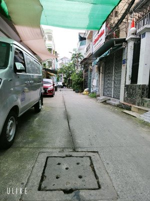 bán nhà đường lạc long quân, gần đầm sen, quận 11, 64m2, 3 tầng, ô tô vào nhà, giá 9.x tỷ