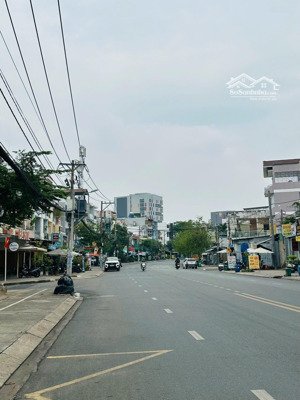 ngộp bank 63 tr/m2: gần chợ đêm man thiện, khu sinh viên, căn nhà 7x30m. phù hợp xây chdv cho thuê