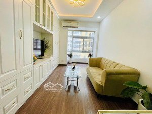 chính chủ bán căn hộ sky garden 2, nhà mới đẹp, nội thất xịn, giá rẻ. lh: 