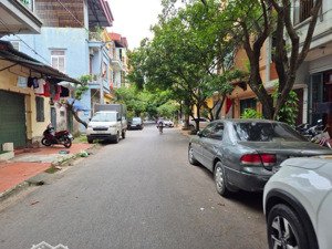 siêu phẩm kinh doanh dịch vụ hàng bè , kiến hưng. dt 50m * 5 tầng * 4m. giá 16.3 tỷ.ô tô kinh doah