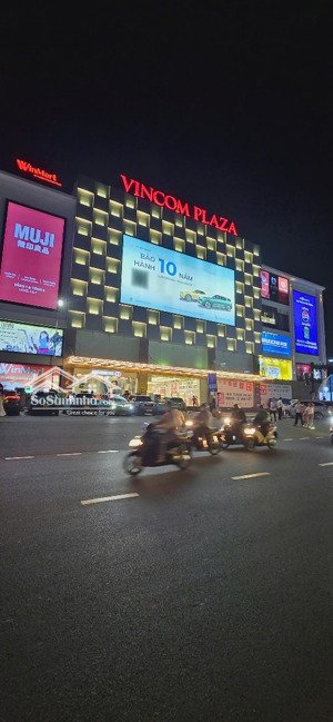 138 tr/m2: lô đất mặt tiền lê văn việt gần vincom. 6x25m, nh12m, 212m2.gpxd hầm, 6 tầng, 1000m2 sàn