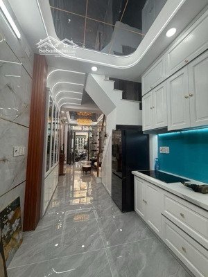 nhà xây mới trung tâm tân phú 32m2 3pn full nội thất hẻm xe hơi tới nhà