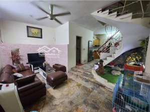 bán đất tặng nhà ngõ ô tô hoàng văn thái nhỉnh 8 tỷ