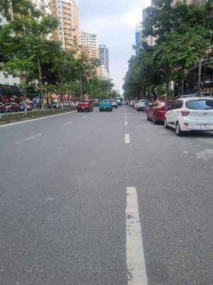 bán nhà mặt phố hồ tùng mậu cầu giấy dt 65m2 nhà 8 tầng thang máy, mặt tiền 4.9m giá bán 39 tỷ