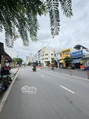 131 tr/m2: khuôn hiếm 16x44m, mặt tiền tạ quang bửu gần aeon mall, quận 8
