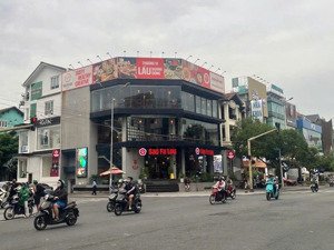 bán nhà siêu vị trí góc 2 mặt tiền võ thị sáu - quận 1 - (10x18m) - 3 tầng - hđt: 210tr/th - 50 tỷ