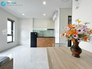 chính chủ cho thuê căn hộ studio full nội thất gần trung tâm và nhiều tiện ích xung quanh khu vực