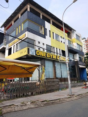 nhà căn góc cho thuê làm spa+ giáo dục-1 hầm+ 4 lầu- 1200m2 sàn. p đông hưng thuận- q12.