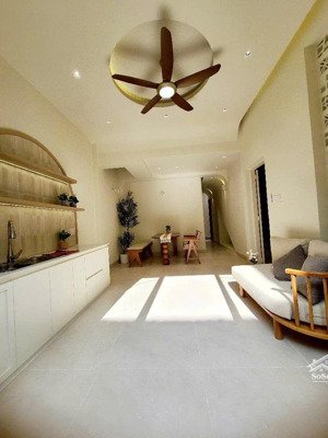 siêu phẩm nhỉnh 6 tỷ - 62m - 3 tầng hương lộ 2, bình trị đông, bình tân