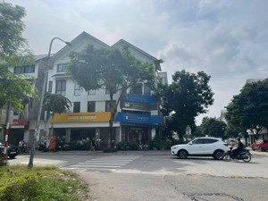 siêu phẩm lô góc thanh xuân 54m 2 tầng mt 5.4 giá 6,4 tỷ, ô tô tránh, khinh doanh khủng.