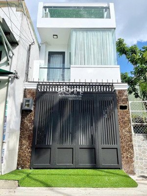 hiếm có khó tìm: nhà 67m2, 3 tầng mới đẹp, xe hơi đậu cửa ngay chợ hiệp bình - giá chỉ 6.9 tỷ