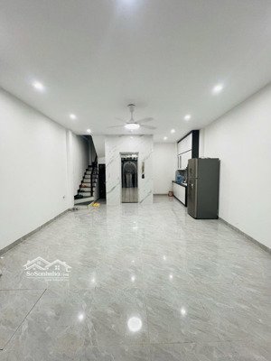 chủ nhà cần lúa bán gấp nhà xây mới đẹp như gái 18 full nội thất .