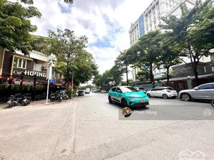 bán nhà ái mộ bồ đề - khu phân lô thông tứ tung - ô tô ngủ - gần cv bv ở sướng