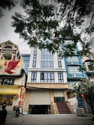 mặt phố lớn || lạc long quân || võ chí công || toà nhà 10 tầng, 172m2 || mặt tiền 8,2m ||| 101 tỷ