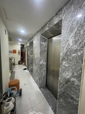 bán ccmn giá rẻ đầu tư, toà to đẹp ô tô đỗ - lạc long quân tây hồ