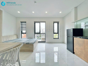 căn hộ mini siêu xinh cửa sổ to ở bình thạnh, được thiết kế sang trọng hiện đại