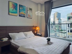 căn hộ 1 phòng ngủ - tách bếp - ban công xinh như homestay ngay trung tâm quận 1