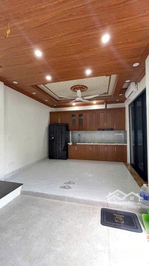 bán nhà hoa lâm,việt hưng ,35m ,gần ô tô tránh,chỉ 6.6 tỷ