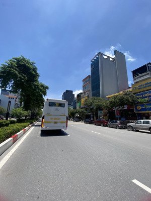 chính chủ bán nhà mặt phố tây hồ lô góc vỉa hè ô tô toà vp cực đỉnh dt 240m2 mt 16m giá 50 tỷ nhỉnh