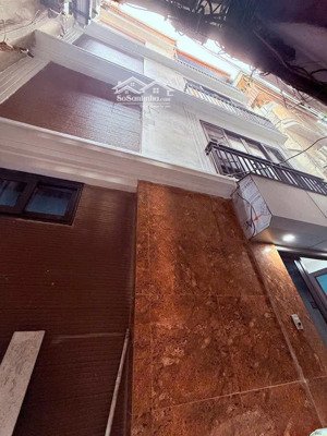 kim hoa dt 28m 5 t mt 6.5 m giá 7,2 tỷ đống đa hà nội vị trí đẹp, 10 m ra phố, chỉ việc về ở ạ