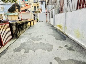 bán đất tặng nhà 3 tầng nam từ liêm - lô góc - ô tô đỗ cửa - ngõ thông gần phố - diện tích 68/74 m