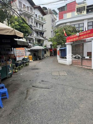 chính chủ bán căn nhà dòng tiền khủng đường hồ tùng mậu- mai dịch- cầu giấy dt 98m2 7t mt6,8m 16 tỷ