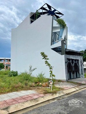 bán đất tđc ngọc hiệp, phường tây nha trang -------- diện tích: 75,6m2 ngang 4,5m hướng đông n