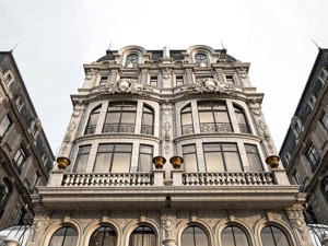 cần chuyển nhượng căn biệt thự song lập v4-02, diện tích 149m2 x 5 tầng + 1 hầm, 8.5m mt