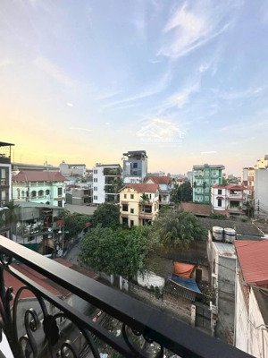 bán nhà phú thượng, tây hồ - thang máy - ô tô gần. dt 35m x 5 tầng - mt 4.1m - giá 7.99 tỷ .