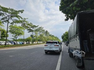 chính chủ bán nhà 4 tầng, dt 85m2, mt 4.5m mặt phố ngô gia tự, lô góc, vỉa hè 8m, kinh doanh