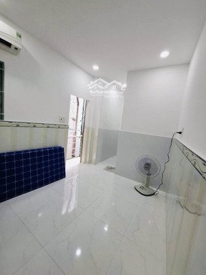 âu cơ - dtsd 25m2 - tặng nội thất - sổ riêng