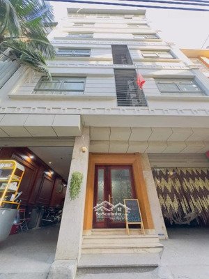 bán tòa khách sạn phố thái hà, 117mx7 tầng, dòng tiền gần 5 tỷ/năm .