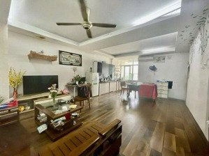 chính chủ bán nhà phân lô hoàng văn thái, tô vĩnh diện, vương thừa vũ. giá 17.5 tỷ