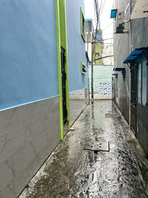 chính chủ bán nhà hẻm xe hơi ngang khủng 5m8 2 tầng btct đối diện chợ tân trụ phường 15 tân bình