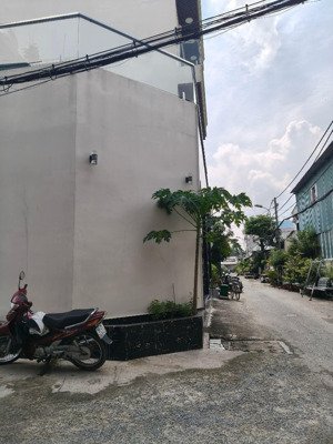 khu dân cư him lam q7 giáp trung sơn chỉ 5 phút qua quận 1 , 4