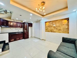 khu vip huỳnh văn bánh - giá 5,68 tỷ