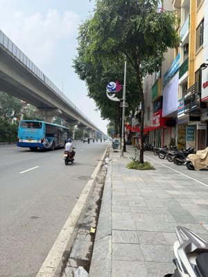 bán nhà 6 tầng thang máy mặt phố trường chinh-lô góc,vỉa hè đá bóng-dt58m- mt11m-25.x tỷ