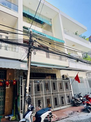 bán nhanh nhà đường tống phước phổ 70m2 ,ngang 5.25m.khu trung tâm hiếm nhà bán.