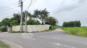 bán xưởng góc 2 mặt tiền đường nhựa gần 2200m2. xã an viễn - trảng bom - đồng nai. giá chỉ 5,5tỷ.